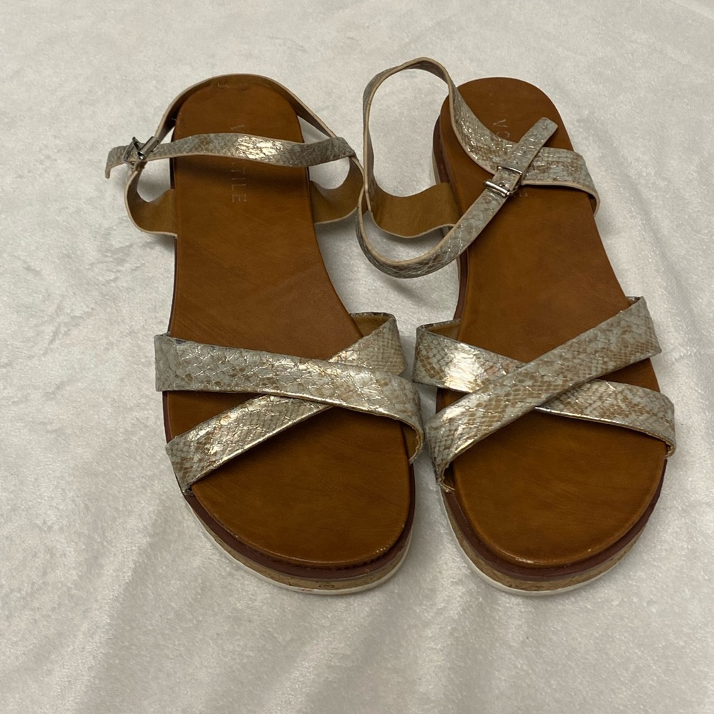 VOLATILE - PETITE ANKLE STRAP SANDALS  WOMENS size 8.5